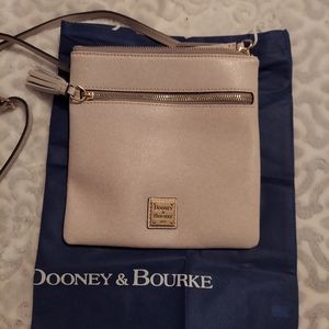 Dooney & Bourke